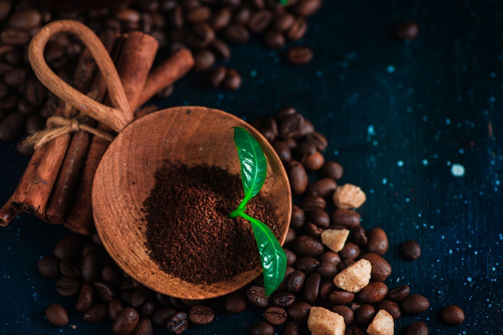 OHNE upcycling: Kaffeesatz als Dünger
