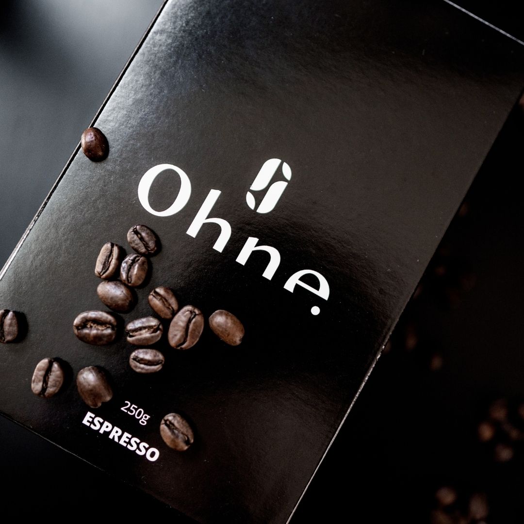 250g entkoffeinierter Espresso von OHNE in einer Nahaufnahme